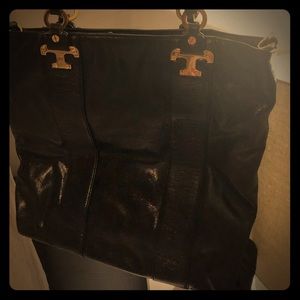 Gorgeous Tory Burch tote.
